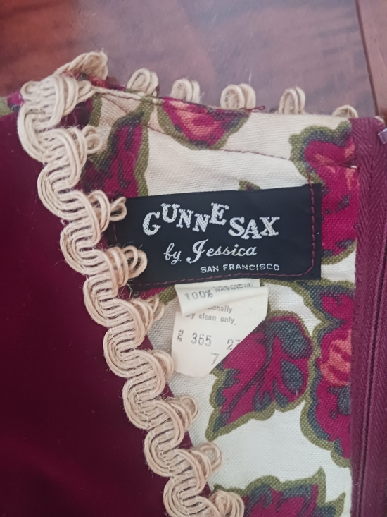 Gunne Sax by Jessica Burgundy Velvet Floral Trim Dress - Picture 2 of 11